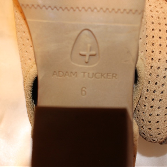Adam Tucker Booties SIZE 6 - Picture 10 of 10